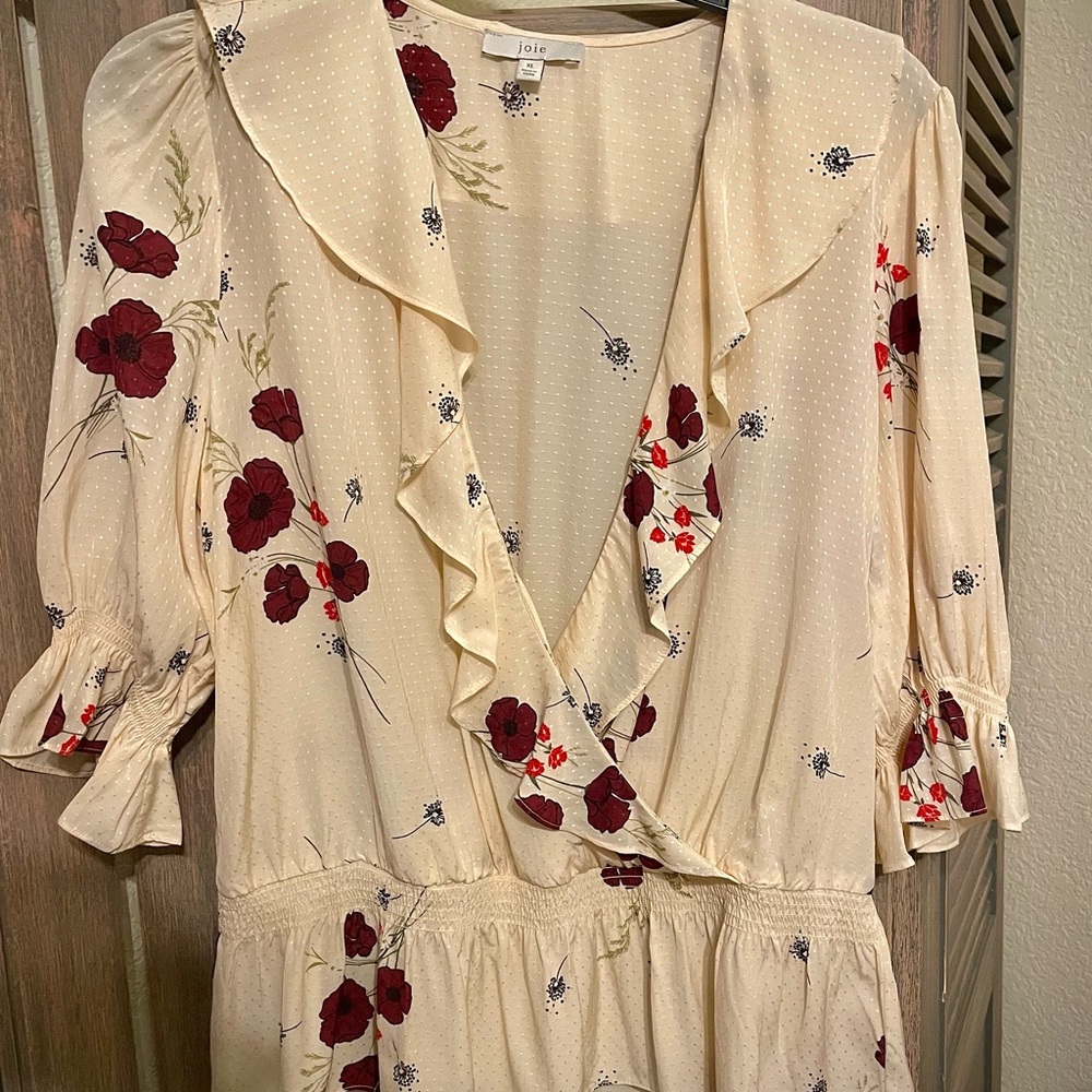 Joie blouse, excellent condition. Size XL